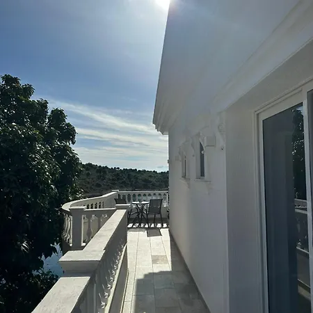 Luxury Alisja With Private