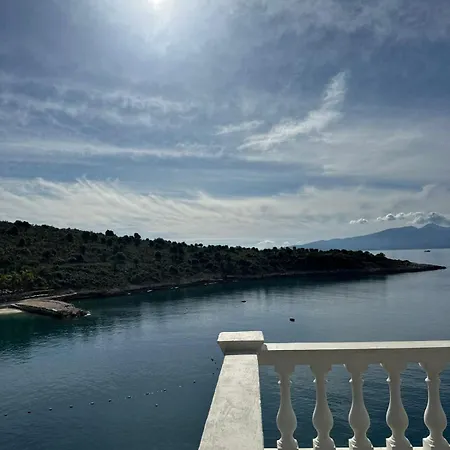 Luxury Alisja With Private ホテル Sarandë