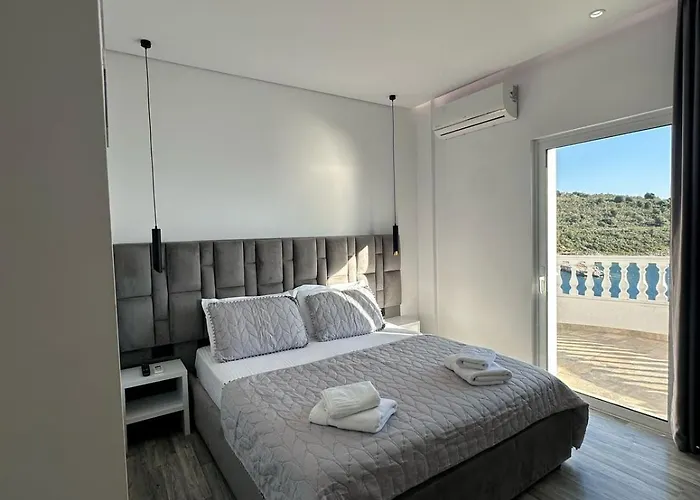 Hotel Luxury Alisja With Private Sarandë