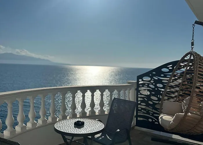 Luxury Alisja With Private 4* Sarandë