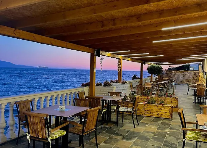 Luxury Alisja With Private Hotel Sarandë