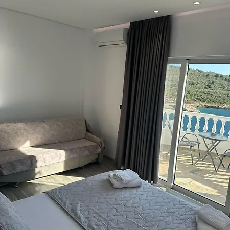 Luxury Alisja With Private ホテル Sarandë