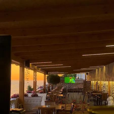 Luxury Alisja With Private 4* Sarandë