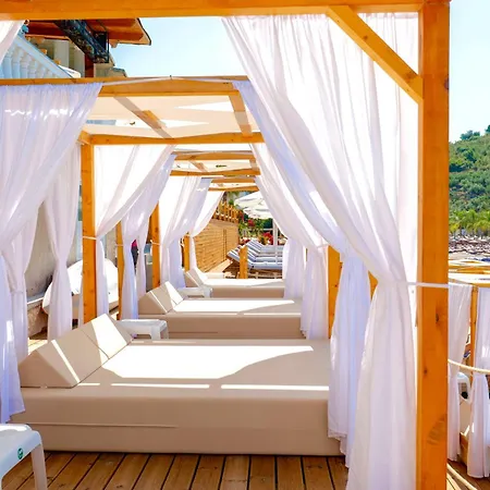 Luxury Alisja With Private Hotel
